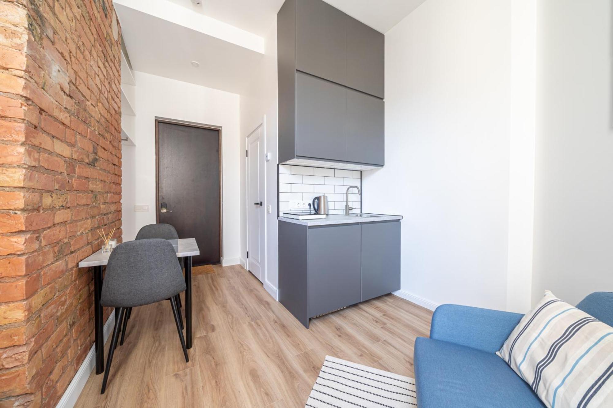 Prestigious Former Library Apartment - Perfect Location Riga Buitenkant foto